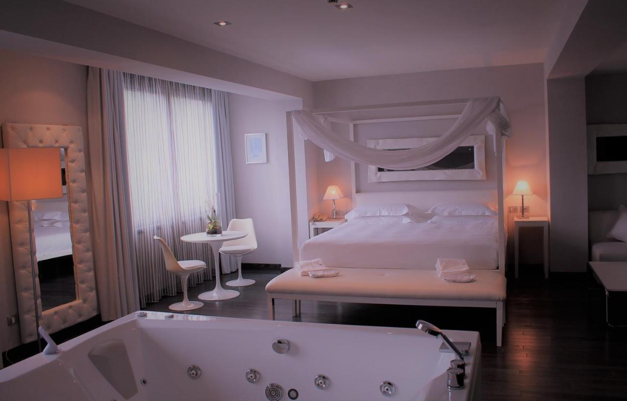Park Hotel Sporting Teramo Exterior foto