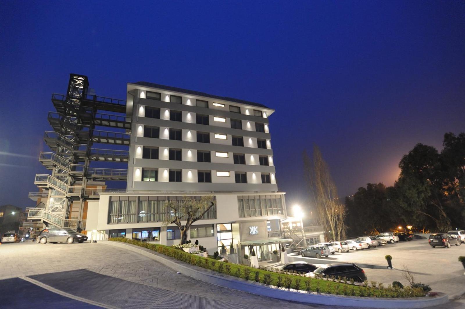 Park Hotel Sporting Teramo Exterior foto