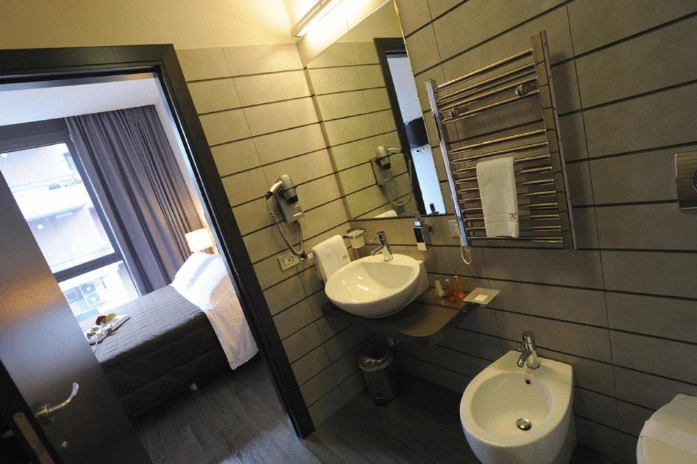 Park Hotel Sporting Teramo Exterior foto